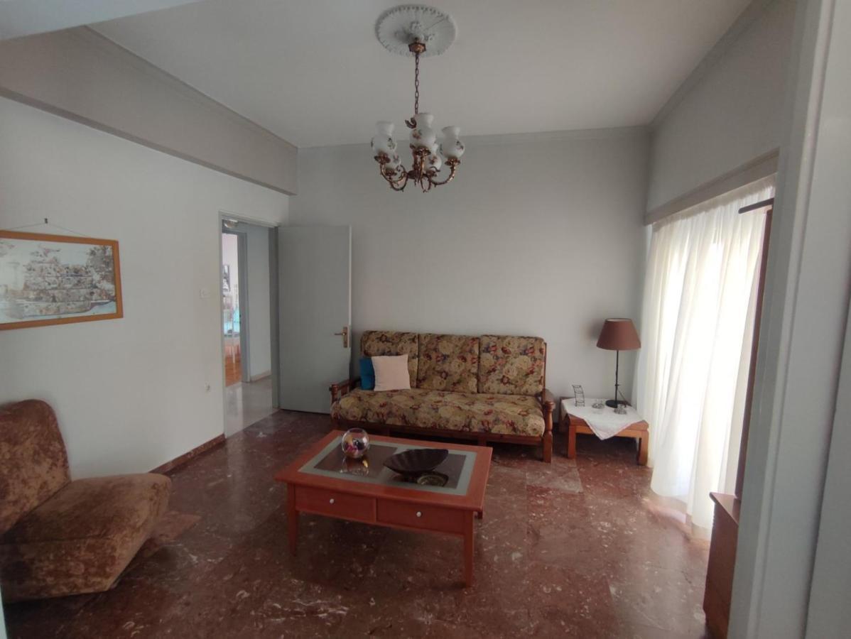 2 Br110 Sqm Free Parking Full Clima Apartment Patras Bagian luar foto