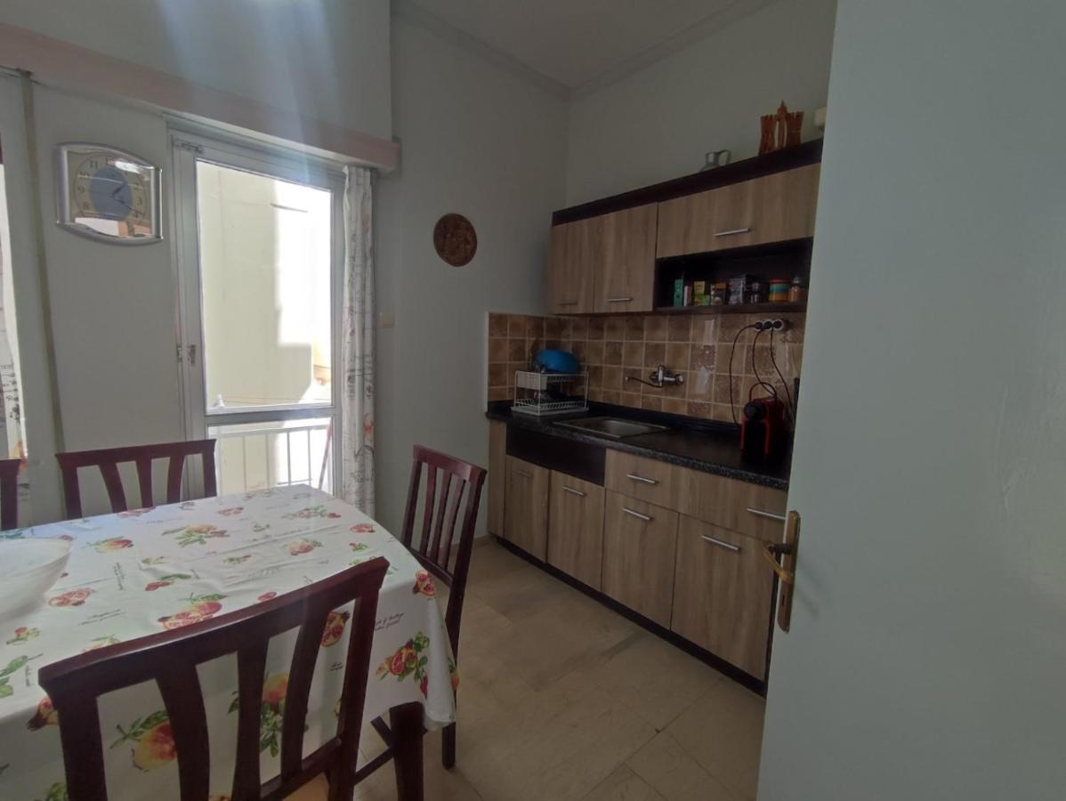 2 Br110 Sqm Free Parking Full Clima Apartment Patras Bagian luar foto